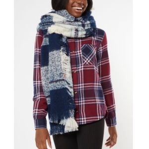 Women’s Oversized Plaid Scarfs NWT